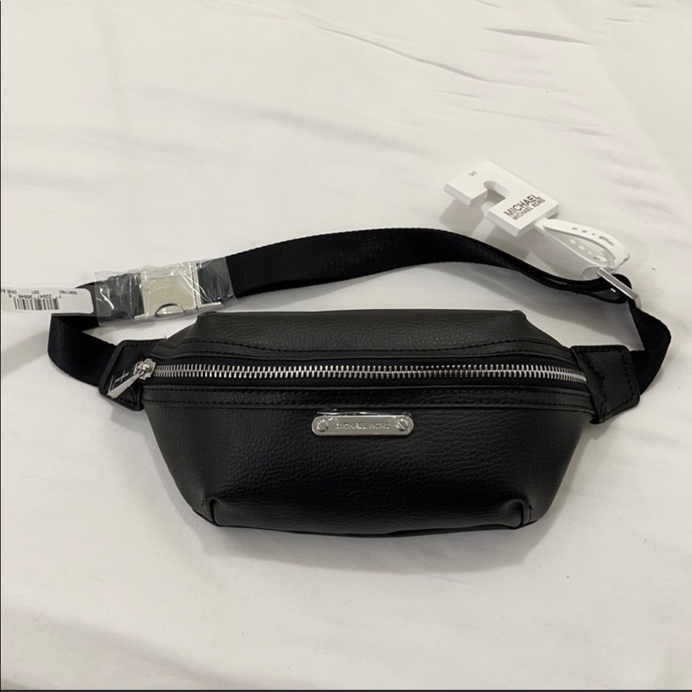 Michael Kors leather bag